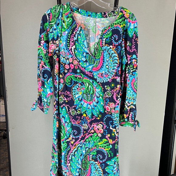 Lilly Pulitzer Dresses & Skirts - Lilly Pulitzer Colorful Paisley Long Sleeve Dress